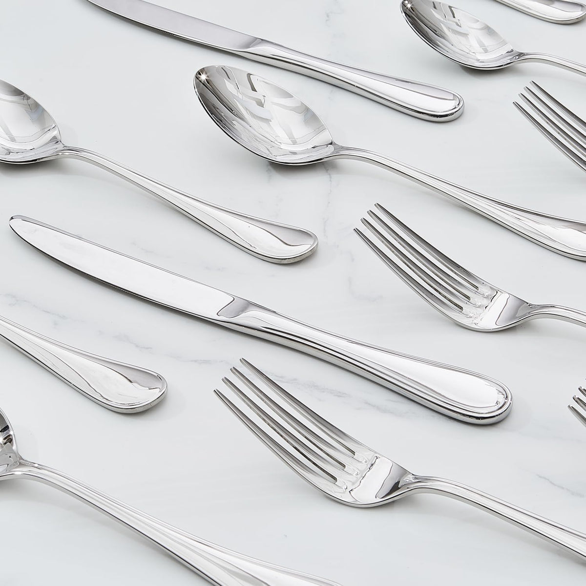 KINGSTONE 24 Piece Teardrop Silverware Set with Steak Knives, 18/10 Stainless Steel Flatware Set for 4, Modern Design Cutlery Set for Home/Hotel/Wedding,Mirror Polished and Dishwasher Safe