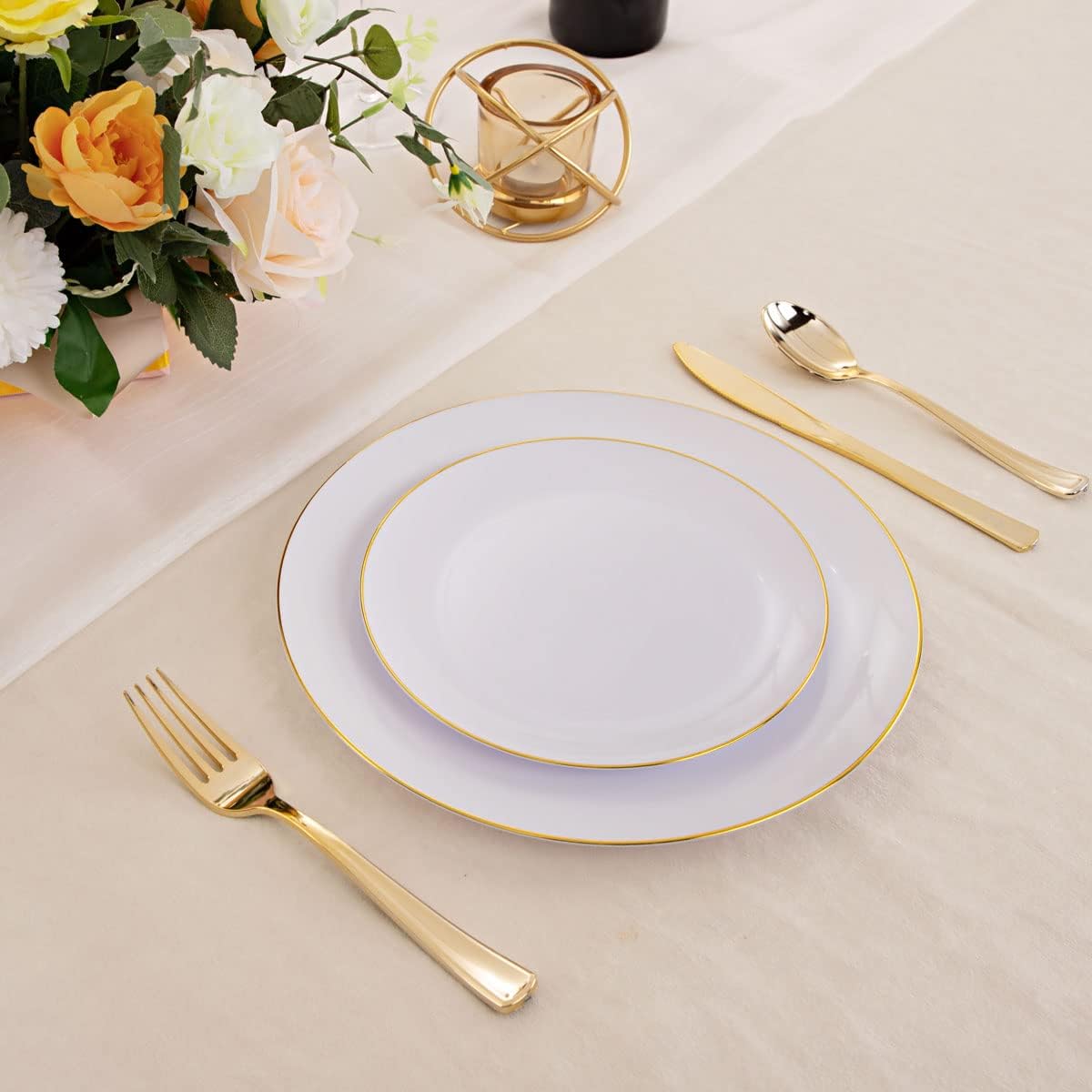 KIRE 60PCS Gold Plastic Plates - Heavy Duty White Disposable Plates with Gold Rim for Party/Wedding- Include 30Pieces 10.25inch Dinner Plate and 30Pcs 7.5inch Dessert Plate