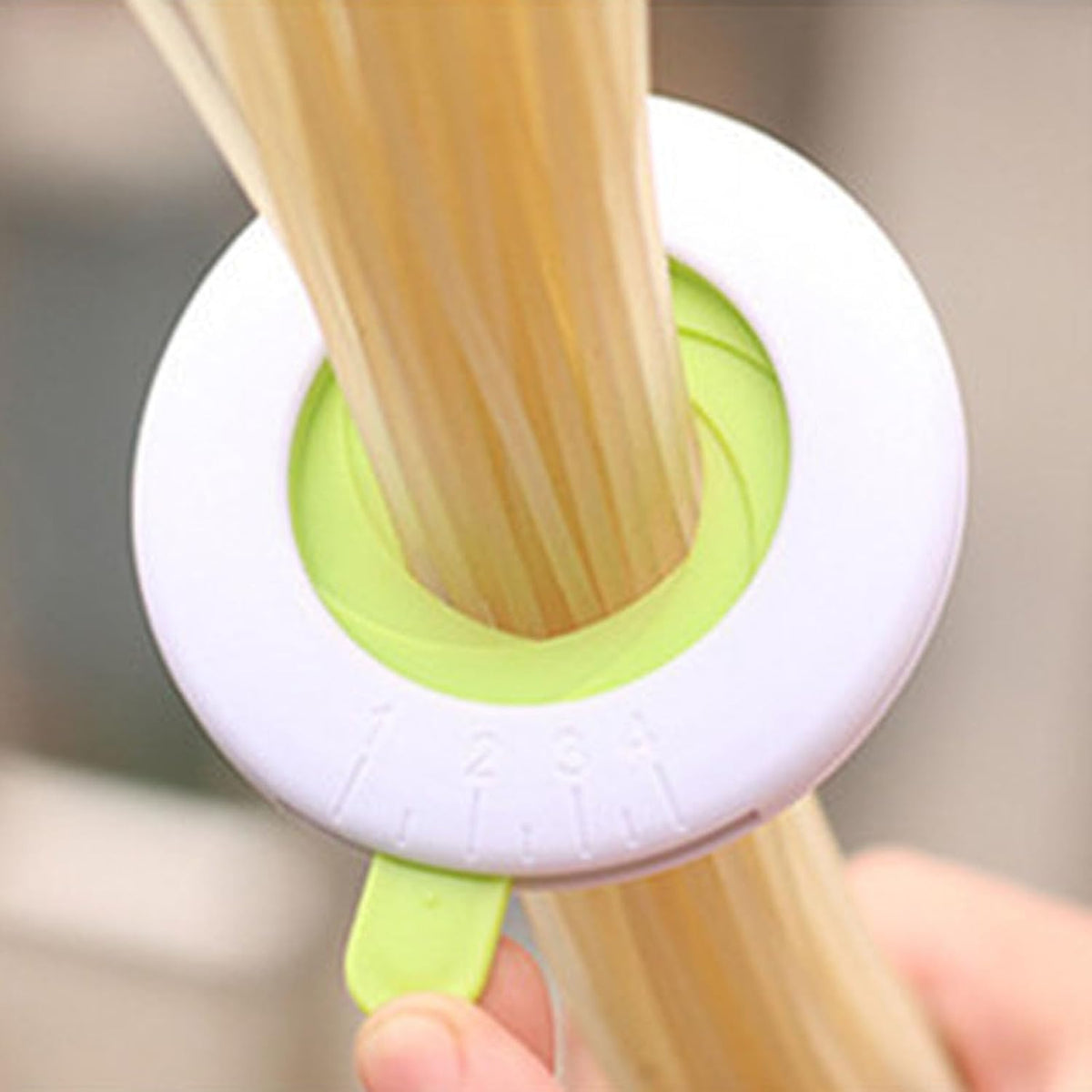 2 PCS Spaghetti Measuring Tools, Pasta Measuring Device, Kitchen Cookware with 4 Adjustable Scales to Control the Amount of Noodles