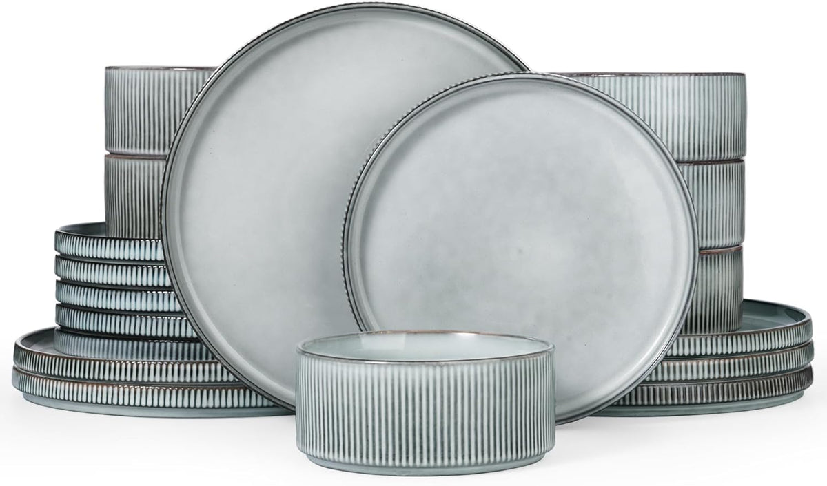 Famiware Star Plates and Bowls Sets, Modern Stoneware Dinnerware Sets for 6, 18-Piece Kitchen Dish Set - Chip and Scratch Resistant, Microwave and Dishwasher Safe Tableware, Smoky Blue