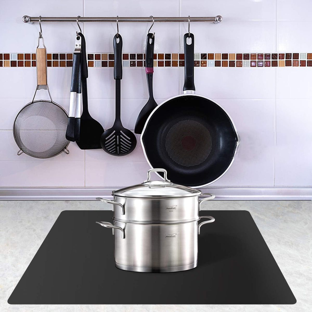 Silicone Placemats, Food-Grade Non-Slip Waterproof, Dining, Stain Resistant, Countertop Protector, Kitchen Counter Mat, Heat Resistant, Baking mat Dishwasher Safe (23.6"×15.7"-1pack, Black)