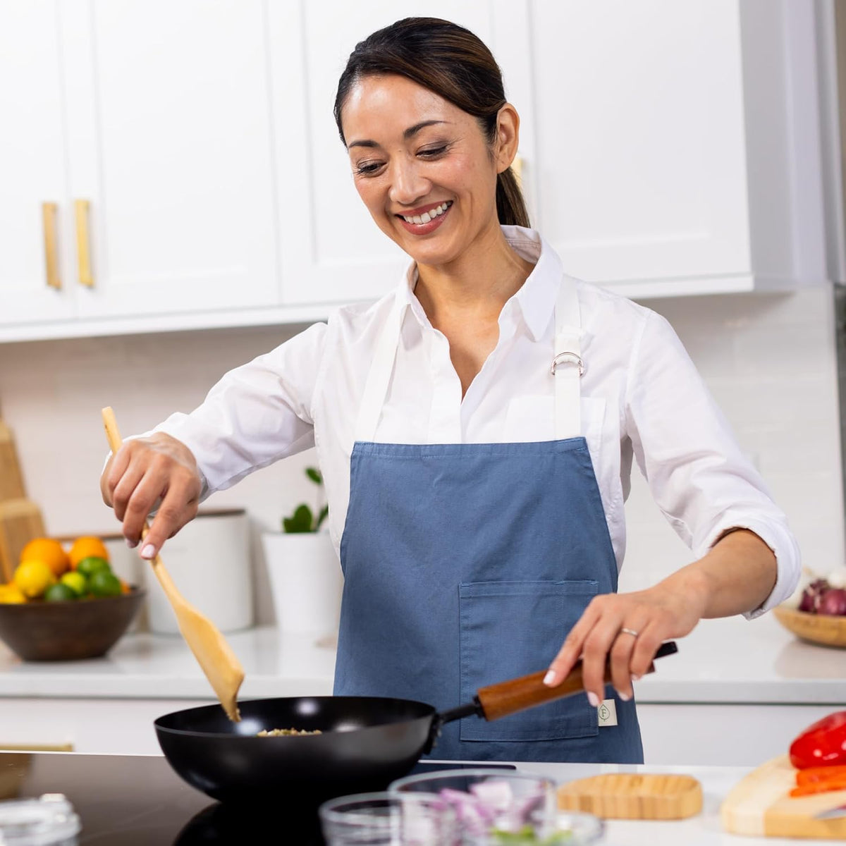 JOYCE CHEN Classic Series 9.5-Inch Ceramic Nonstick Carbon Steel Stir Fry Pan