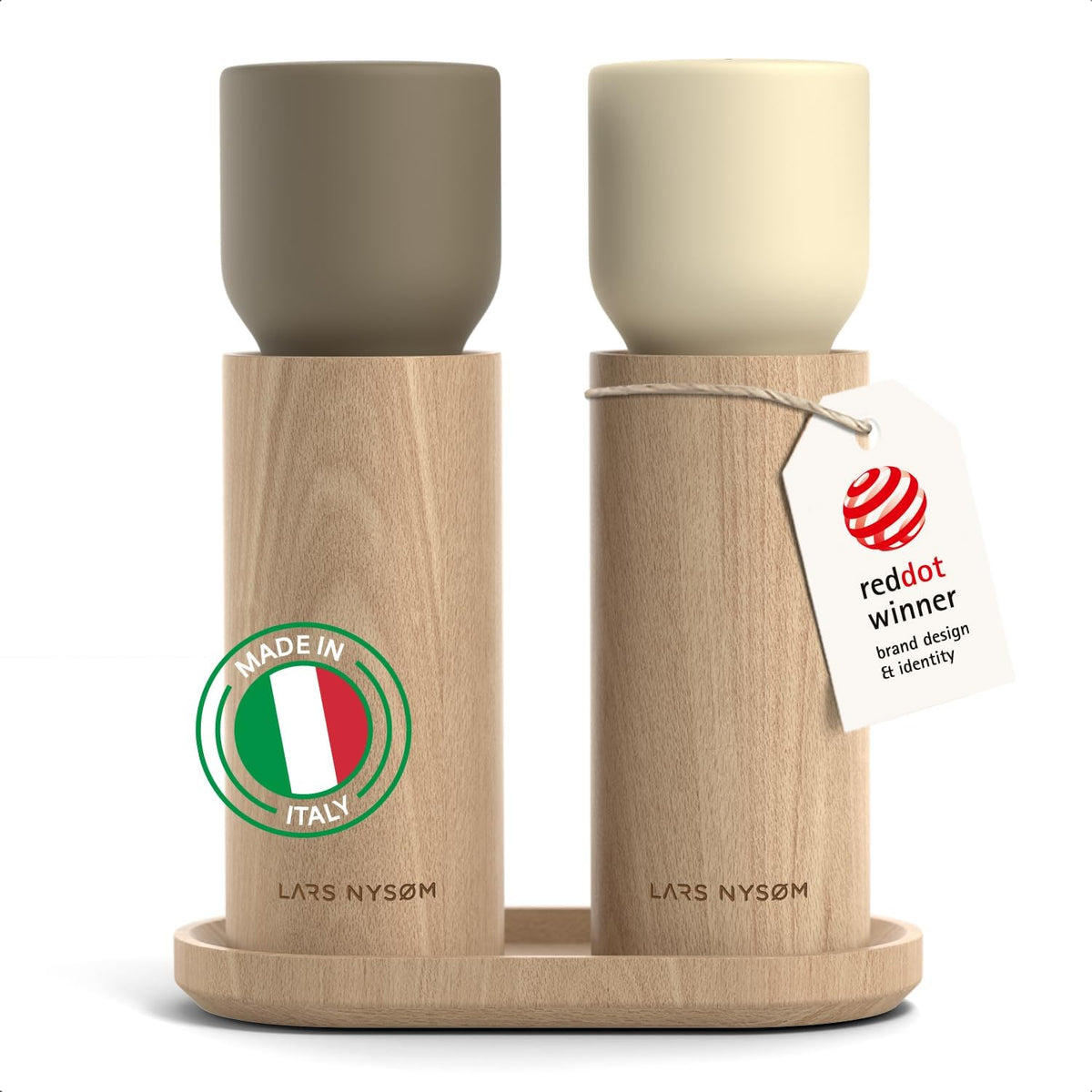 LARS NYSØM Wooden Salt and Pepper Grinder Set Manual with Tray - Salt and Pepper Mills with Adjustable Ceramic Grinder - Elegant Beechwood Pepper and Salt Mill Set for Dining Table (Brown/Beige)