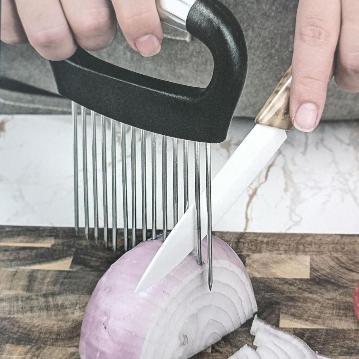 Stainless Steel Onion Slicer Holder, Onion Holder for Slicing & Onion Cutter, Tomato Slicer for Vegetables (Onions, Tomatoes, Potatoes, Avocados, Eggs), Kitchen Slicing Assistant Tool (B-2 PCS)