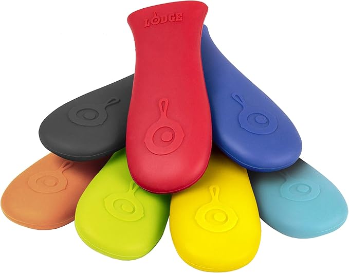 Lodge 13-1/4-Inch Pre-Seasoned Cast Iron Skillet & Silicone Hot Handle Holder - Red Heat-Protecting Silicone Handle