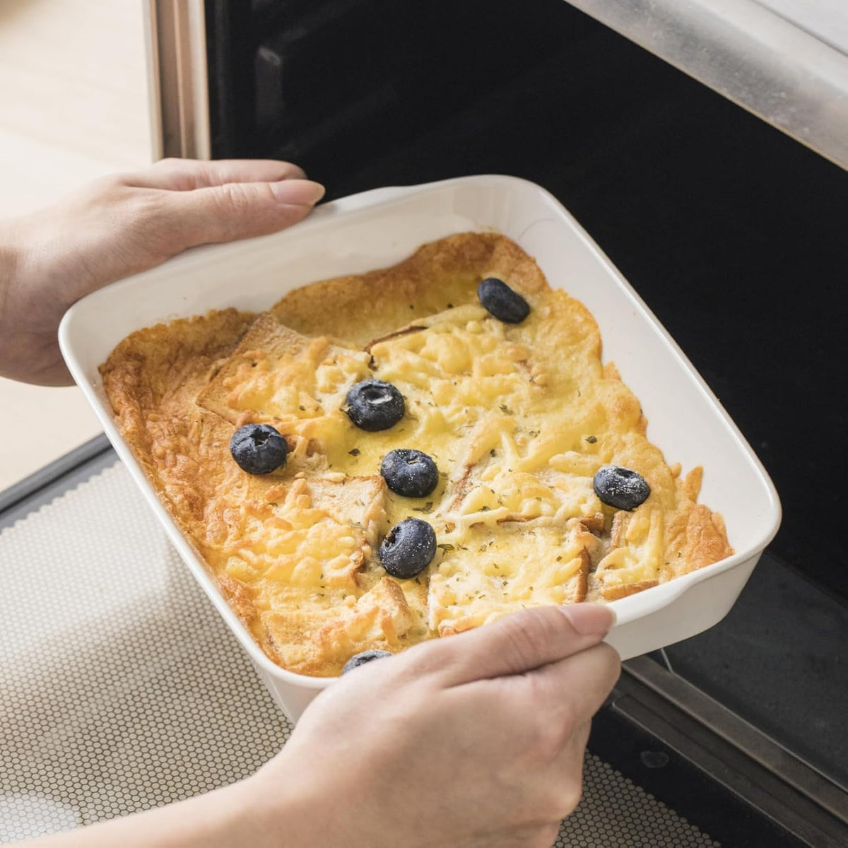 3.3 QT Ceramic Baking Dish, White Casserole Dish,Lasagna Pan for Oven, Bakeware for Baking, Kitchen Decor, Microwave Oven Safe, Dinner Party (8.7" x 11.8")