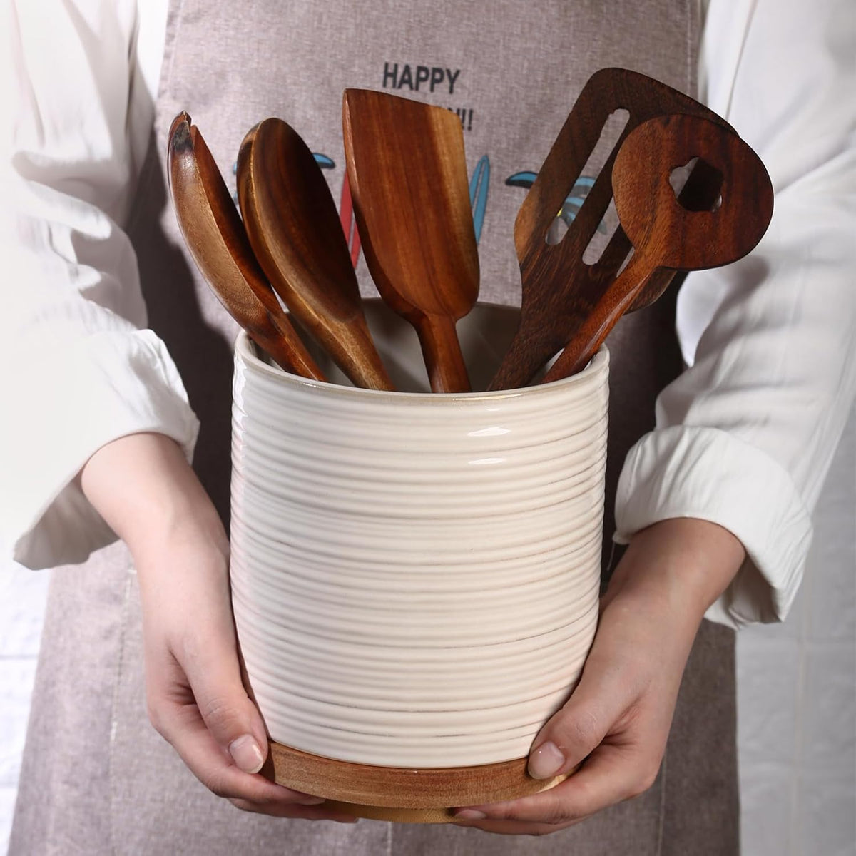 DOWAN 360° Rotating Extra Large Cooking Utensil Holder, 7.6" Kitchen Utensil Holder for Countertop, Utensil Crock for Farmhouse Kitchen Decor, Ceramic Stable Utensil Caddy, White