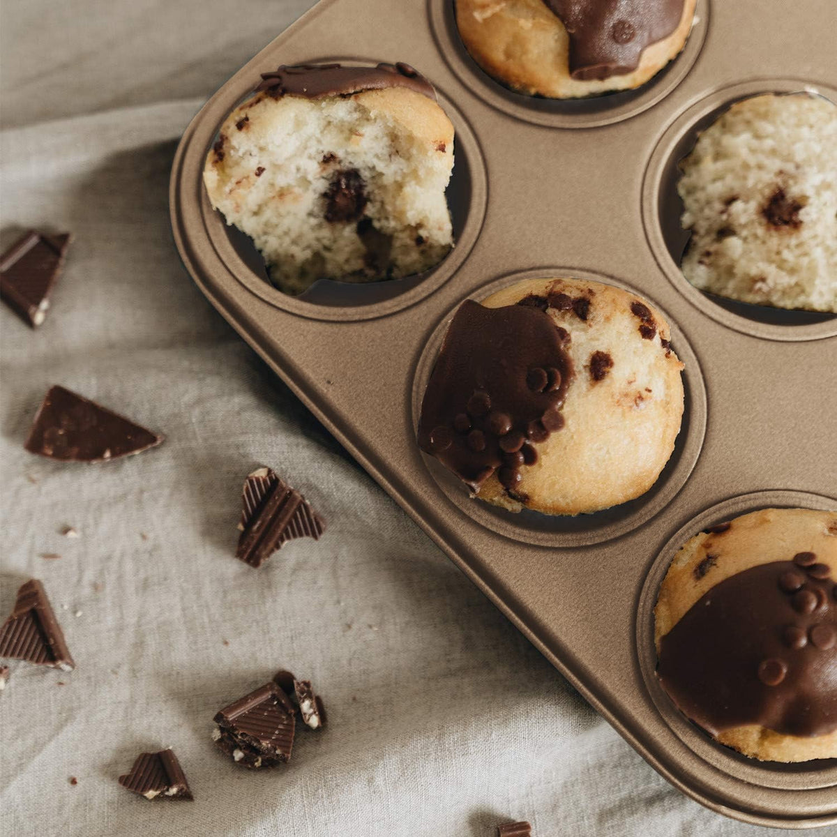 Cupcake Pan 2 Pack, Rustproof 12-Well Nonstick Muffin Pan for Baking