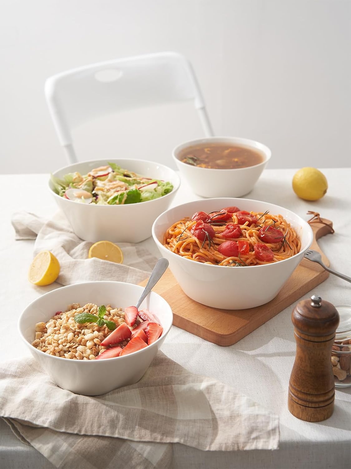 DOWAN 32 OZ Large Soup Bowls Set of 4 - White Ceramic Bowls for Ramen, Cereal, Pasta, Salad, Fruit - Dishwasher & Microwave Safe