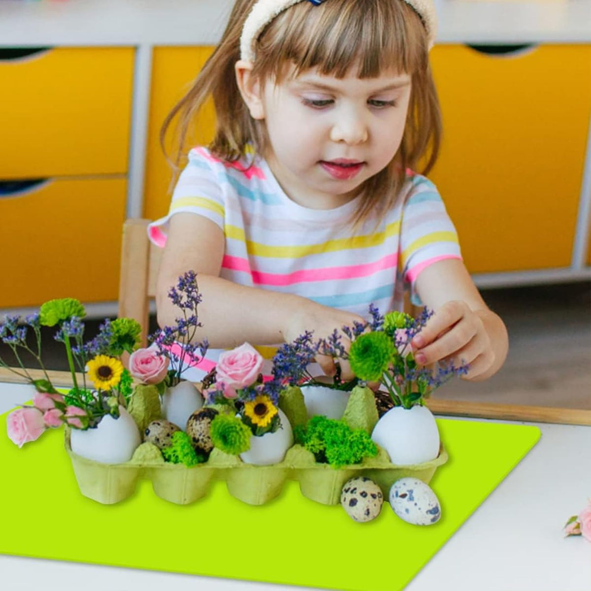 Extra Large Silicone Table Mat, Silicone Mat for Crafts Kids Dinner Placemat Desk Countertop Waterproof Protector Heat Insulation Kitchen Pastry Rolling Dough Pad Tool, Green (23.6x15.7 inches)