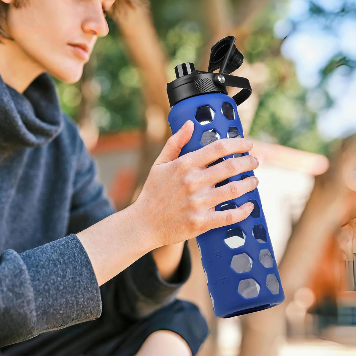MUKOKO Glass Water Bottles, 32oz Glass Tumbler with Straw, Drinking Bottles with 2 Lids-Handle Spout Lid&Bamboo Straw Lid, Motivational Water Bottle with Time Marker and Silicone Sleeve, 1 Pack-Blue