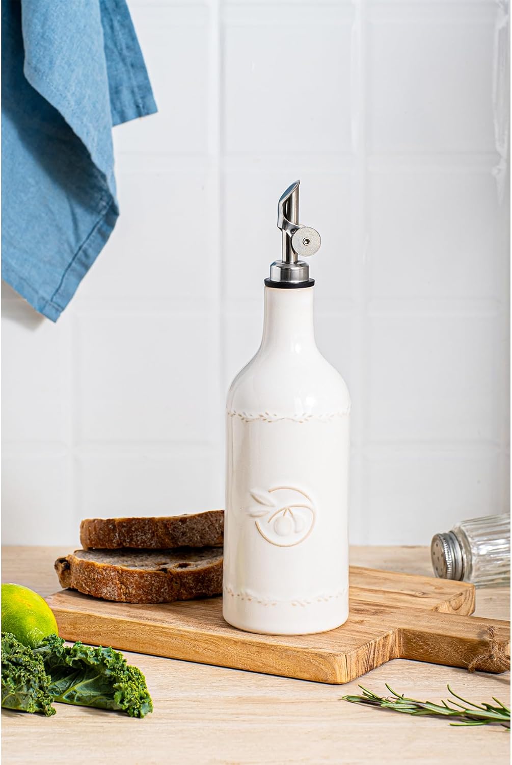 Olive Oil Dispenser Bottle, 18 oz Ceramic Oil Dispenser for Kitchen, Large Capacity Oli Bottle and Vinegar Cruet with Stainless Steel Spout, Cooking Oil Dispenser, Pack of 1, Off-White