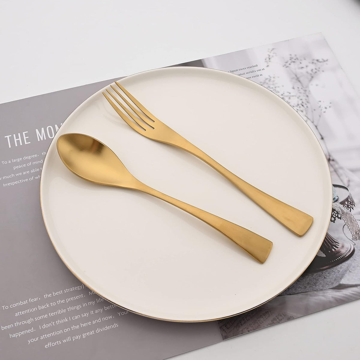 Golden Silverware Set, 24 Pieces Stainless Steel Eating Utensil Set with Gift Box, Include Knife, Forks and Spoons, Matte Polished Flatware Set for 4, Dishwasher Safe, Gold
