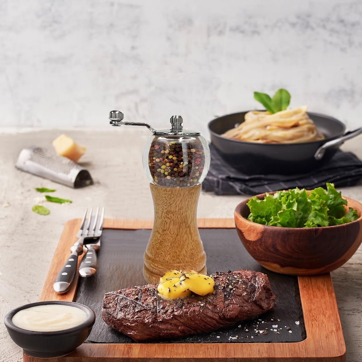 Pepper Mills Set Manual Pepper Grinder, Classical Hand Shake Pepper Grinder Set, Wooden Salt & Pepper Mill Ceramic Blades Metal Handle Sea Salt Mills, Enjoy Fresh Ground Pepper Various Spices