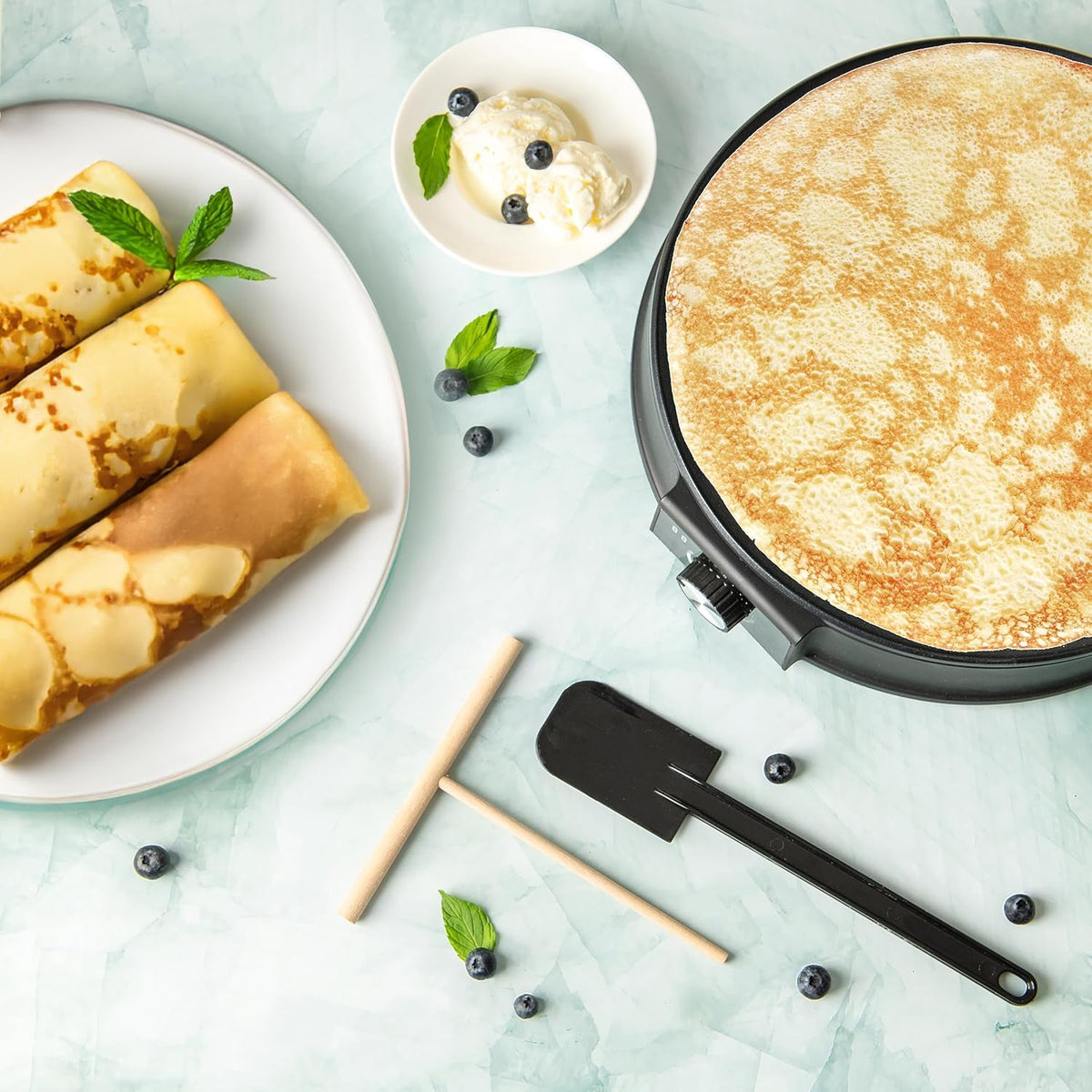 Moss & Stone 12 Inch Electric Griddle & Crepe Maker Machine. Electric Crepe Maker with Adjustable Temperature for Blintzes Pancakes & Tortilla, Non-Stick Crepe Pan & Batter Spreader & Spatula