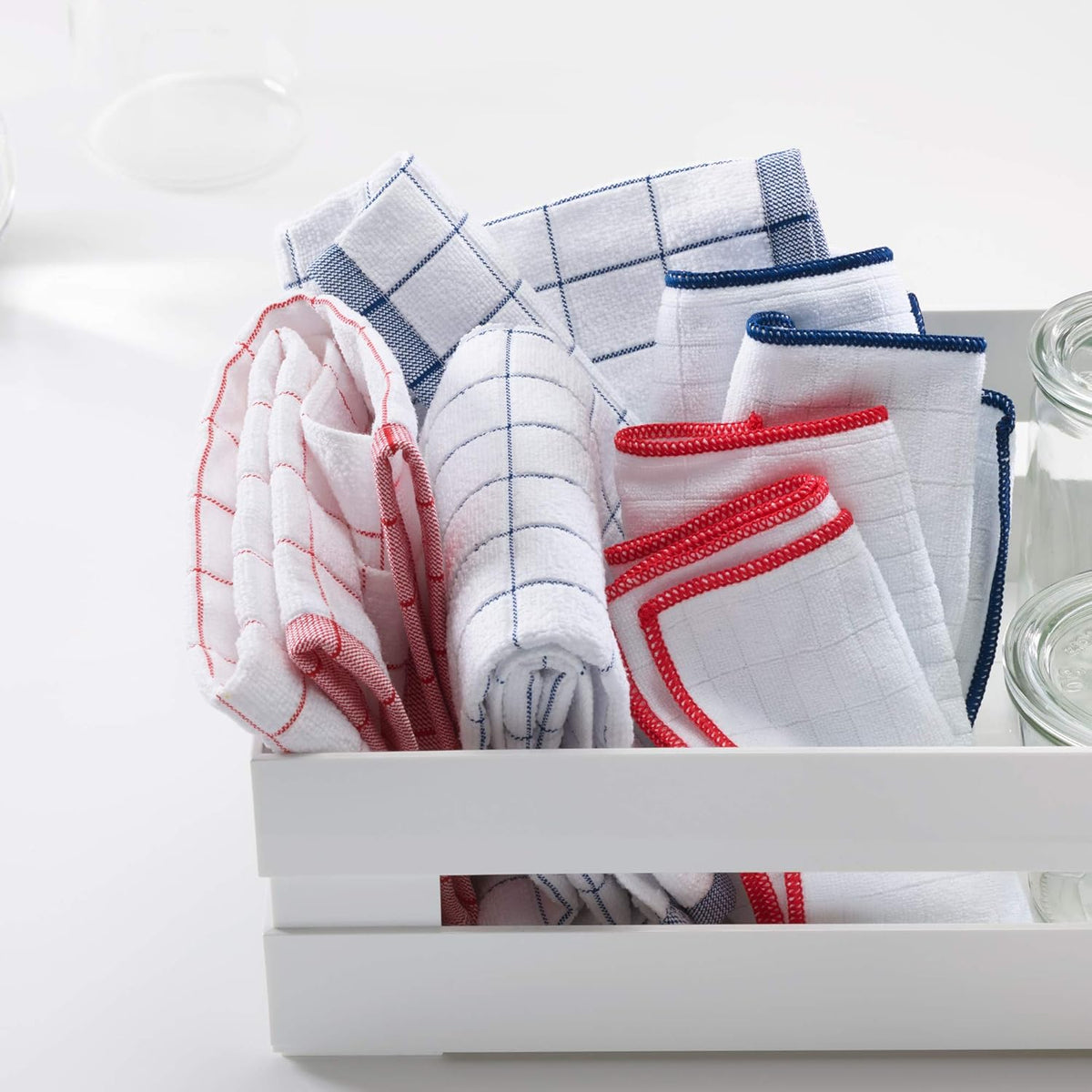E-Cloth Reusable Paper Towel Replacement Cloth, Premium Microfiber Cleaning Cloths Ideal for Cleaning Up Spills on Countertops, Alternative to Paper Towels, 100 Wash Guarantee, 4 Count