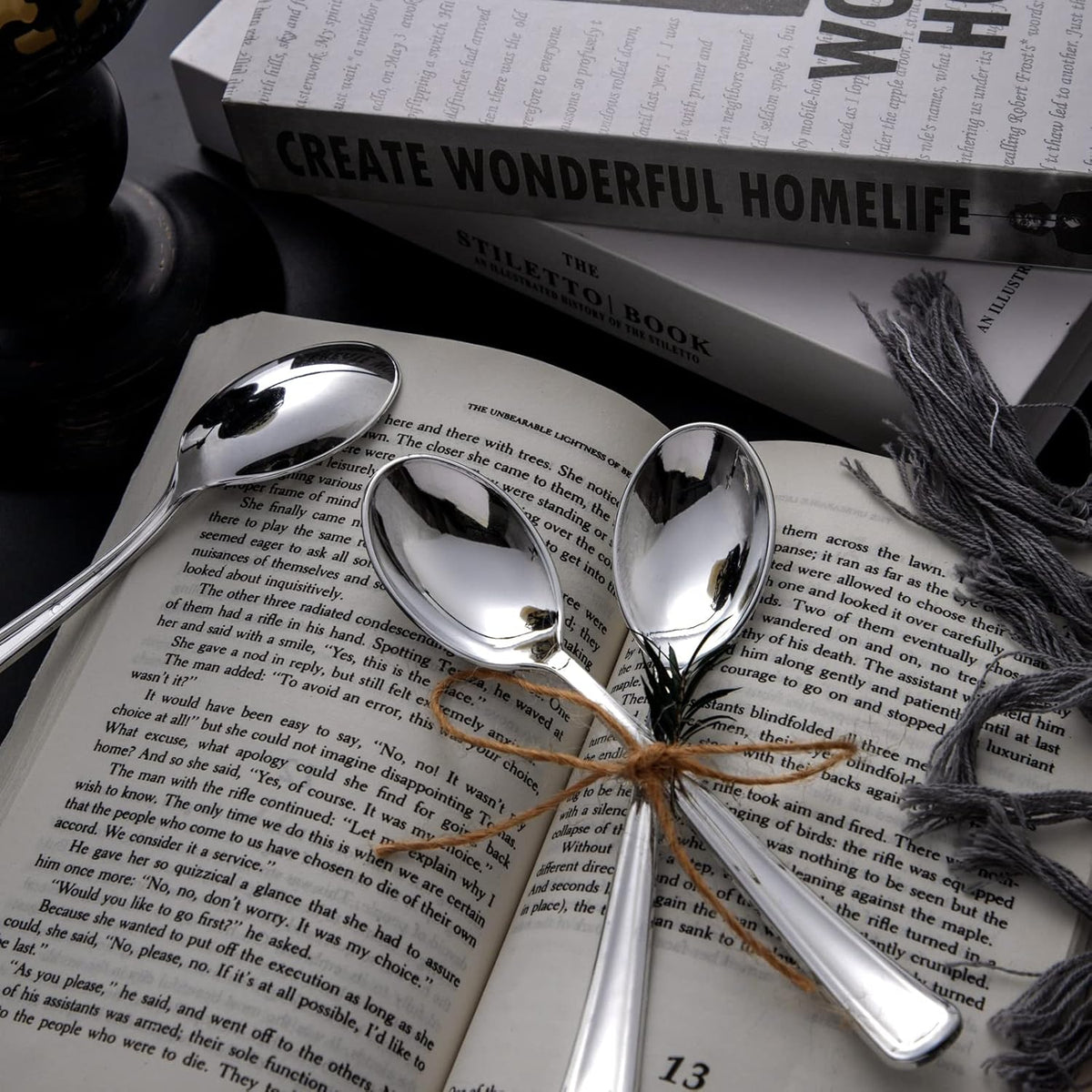 Liacere 200PCS Silver Plastic Spoons - Heavy Duty Disposable Spoons - dessert Spoons for Wedding & Party & New Year & Valentine's Day