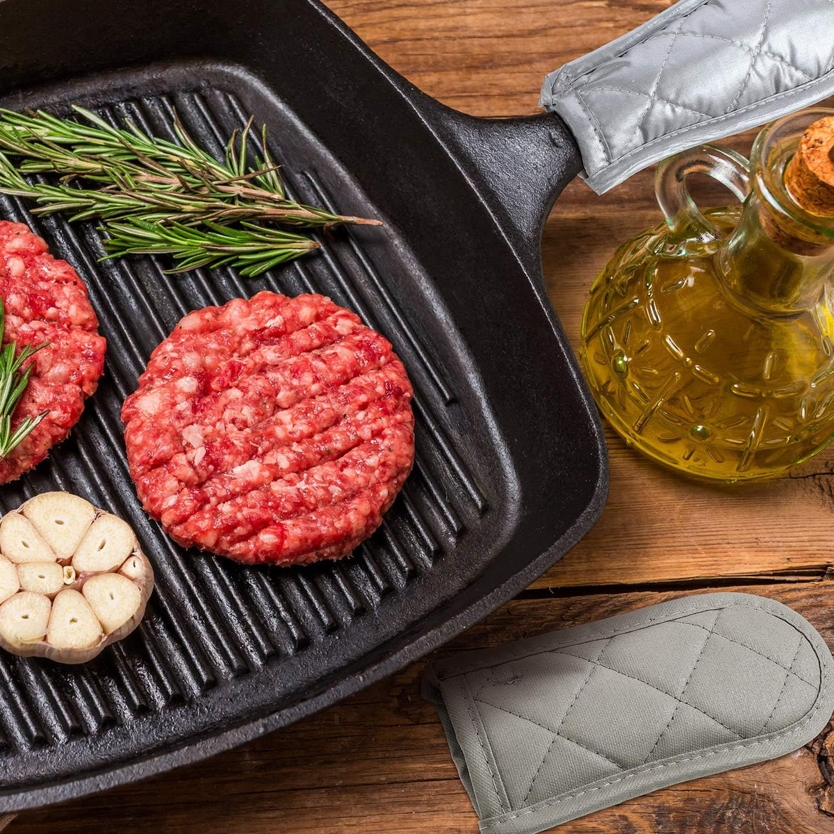 Patelai 4 Pcs Pan Handle Sleeve Covers Cast Iron Handle Cover Heat Resistant Non Slip Skillet Holder Sleeves Mitt for Kitchen Cooking Tools