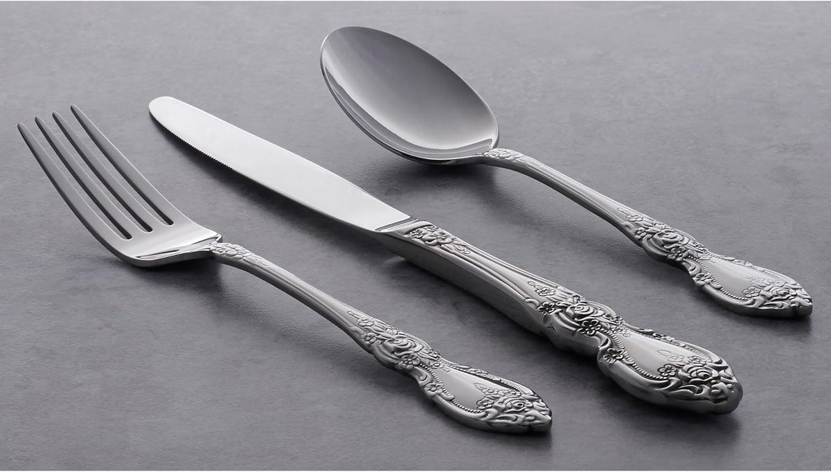 Oneida Wordsworth Flatware 45 pieces (Service for 8)