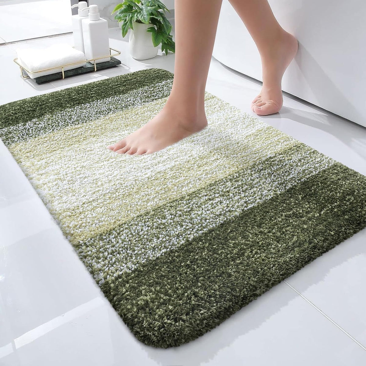 OLANLY Bathroom Rugs Mat 24x16, Extra Soft Absorbent Microfiber Bath Rugs, Rubber Backing, Quick Dry, Machine Washable Bath Mats for Bathroom Floor, Tub and Shower, Home Decor Accessories, Dark Green