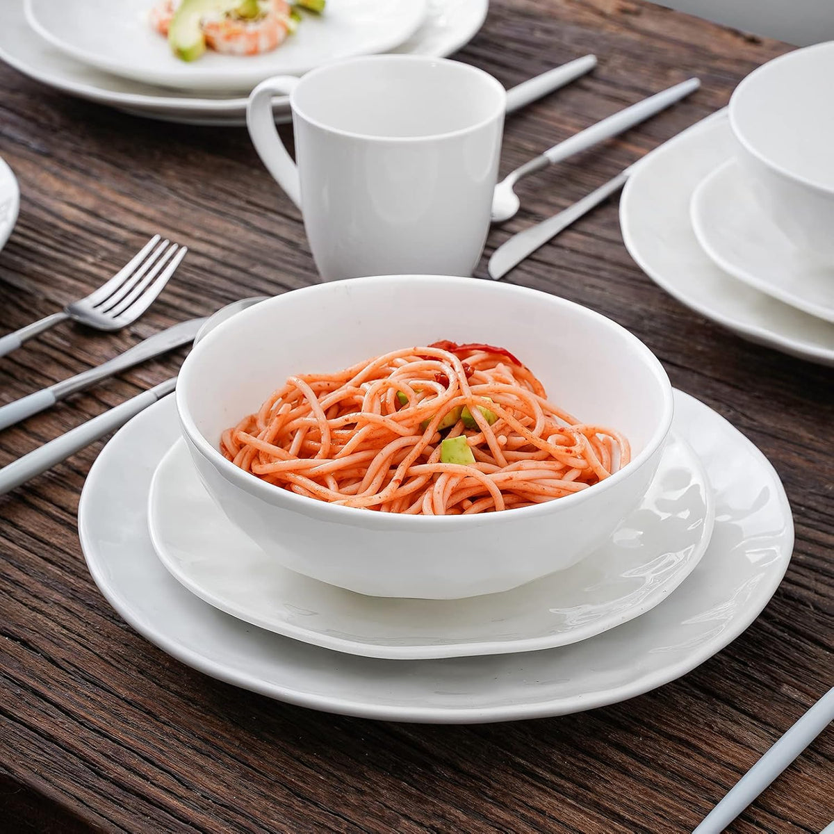 vicrays Ceramic Pasta Bowls Set, 32 Ounce Soup Bowls, Large Salad Bowls, Chip Resistant, Dishwasher Microwave Safe, Fluted stoneware Bowls for Kitchen, Serving Bowls, Set of 6 (White)