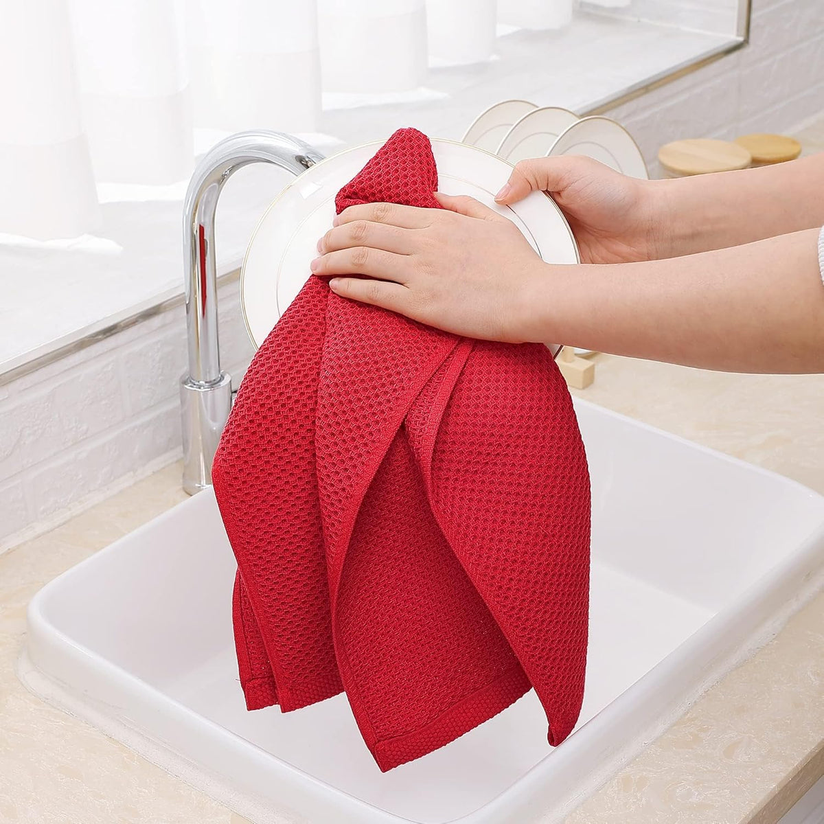 Homaxy 100% Cotton Waffle Weave Kitchen Dish Towels, Ultra Soft Absorbent Quick Drying Cleaning Towel, 13 x 28 Inches, 8-Pack, Red