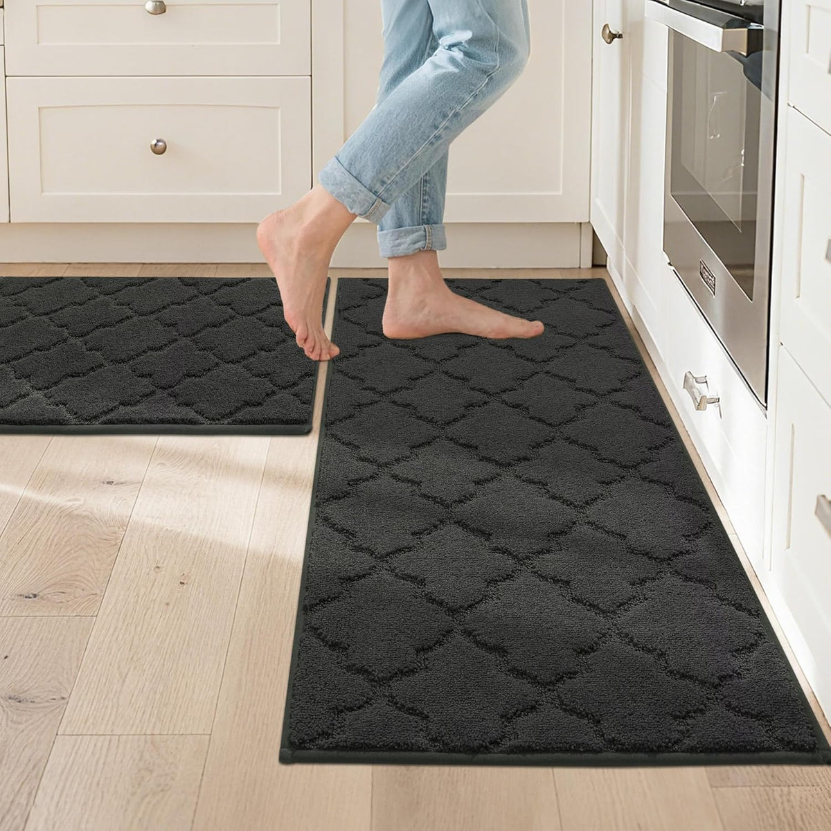 JSEI Kitchen Rugs, Non-Slip Kitchen Mats for Floor, Soft Washable Absorbent Kitchen Mats 2 Pieces, Kitchen Carpet Runner with TPR Backing, Polyester, 20”x32”+20”x48”, Black
